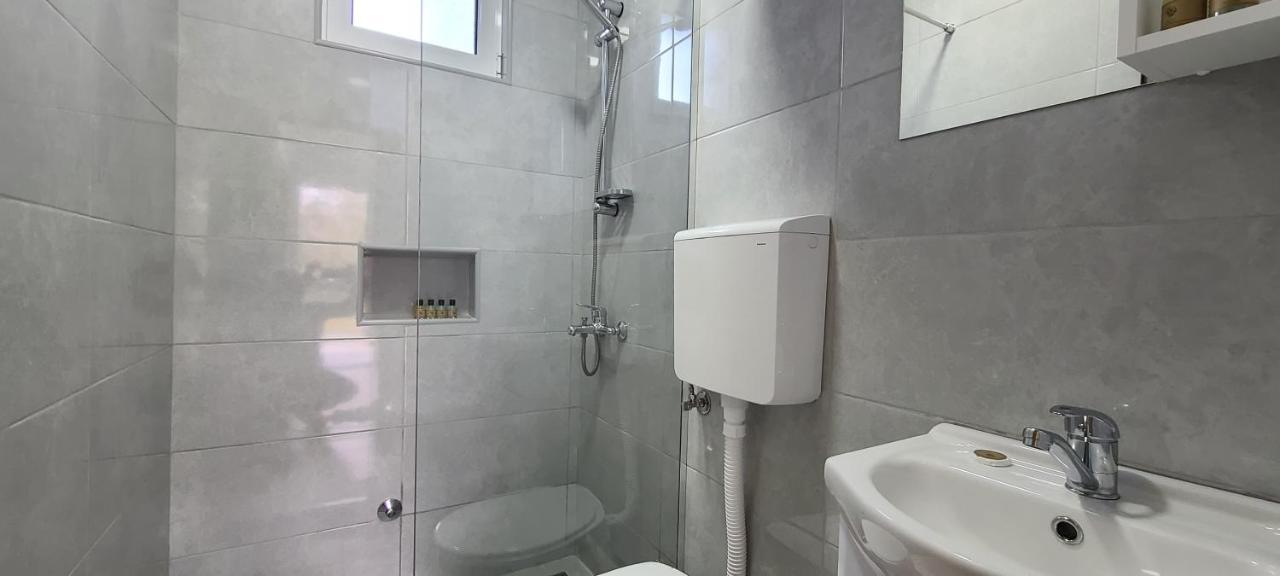 Riviera Inn Apartments Ούλτσιν Εξωτερικό φωτογραφία