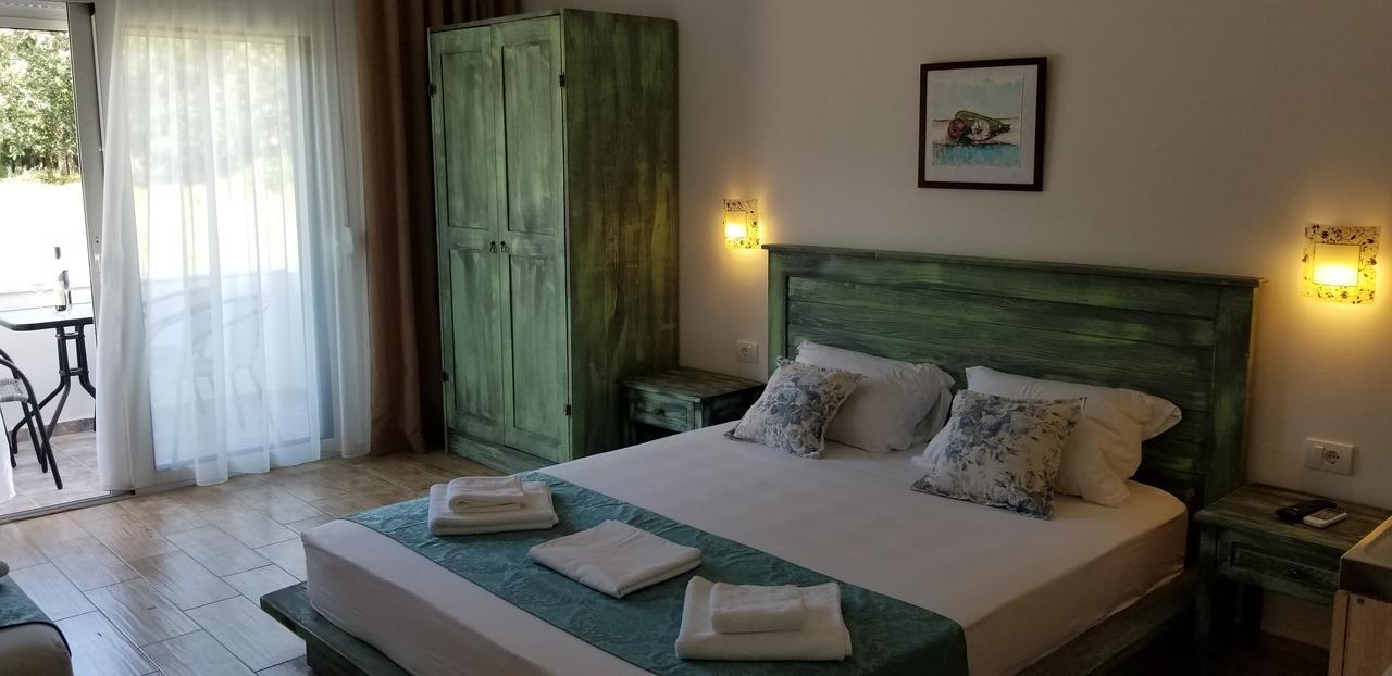 Riviera Inn Apartments Ούλτσιν Εξωτερικό φωτογραφία