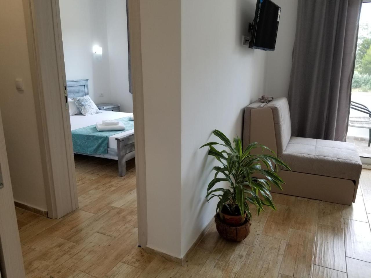 Riviera Inn Apartments Ούλτσιν Εξωτερικό φωτογραφία