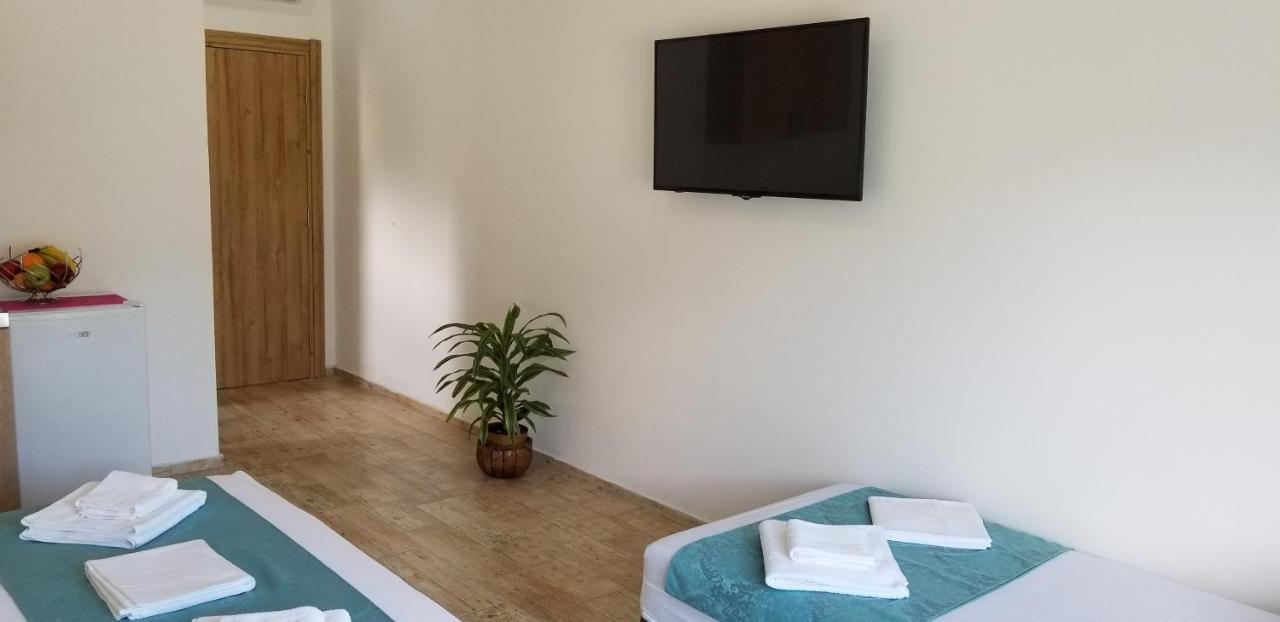 Riviera Inn Apartments Ούλτσιν Εξωτερικό φωτογραφία