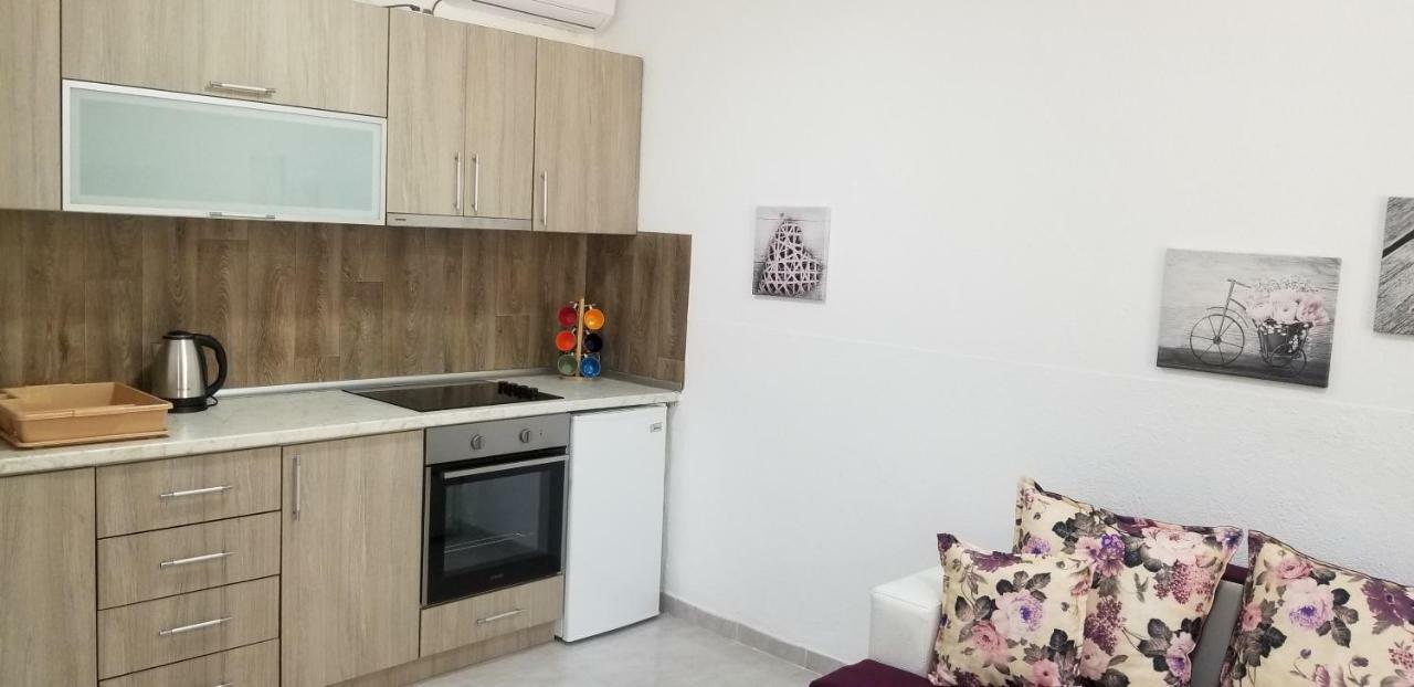 Riviera Inn Apartments Ούλτσιν Εξωτερικό φωτογραφία